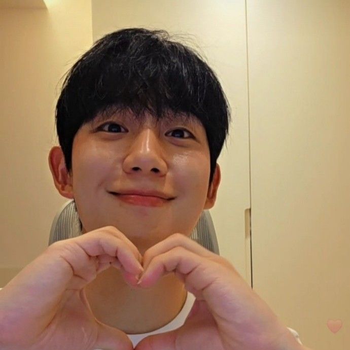 丁海寅的最新照片