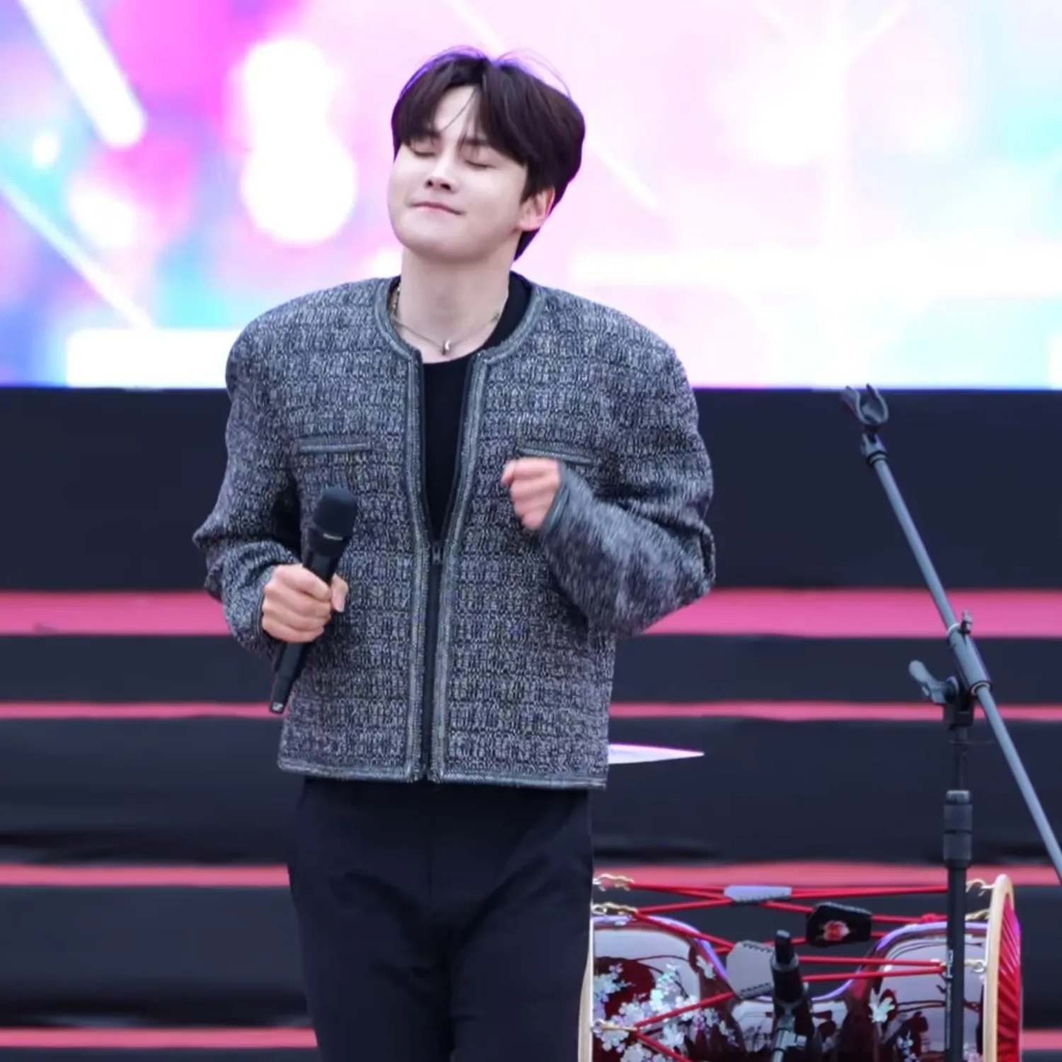 박서진의 비하인드 컷