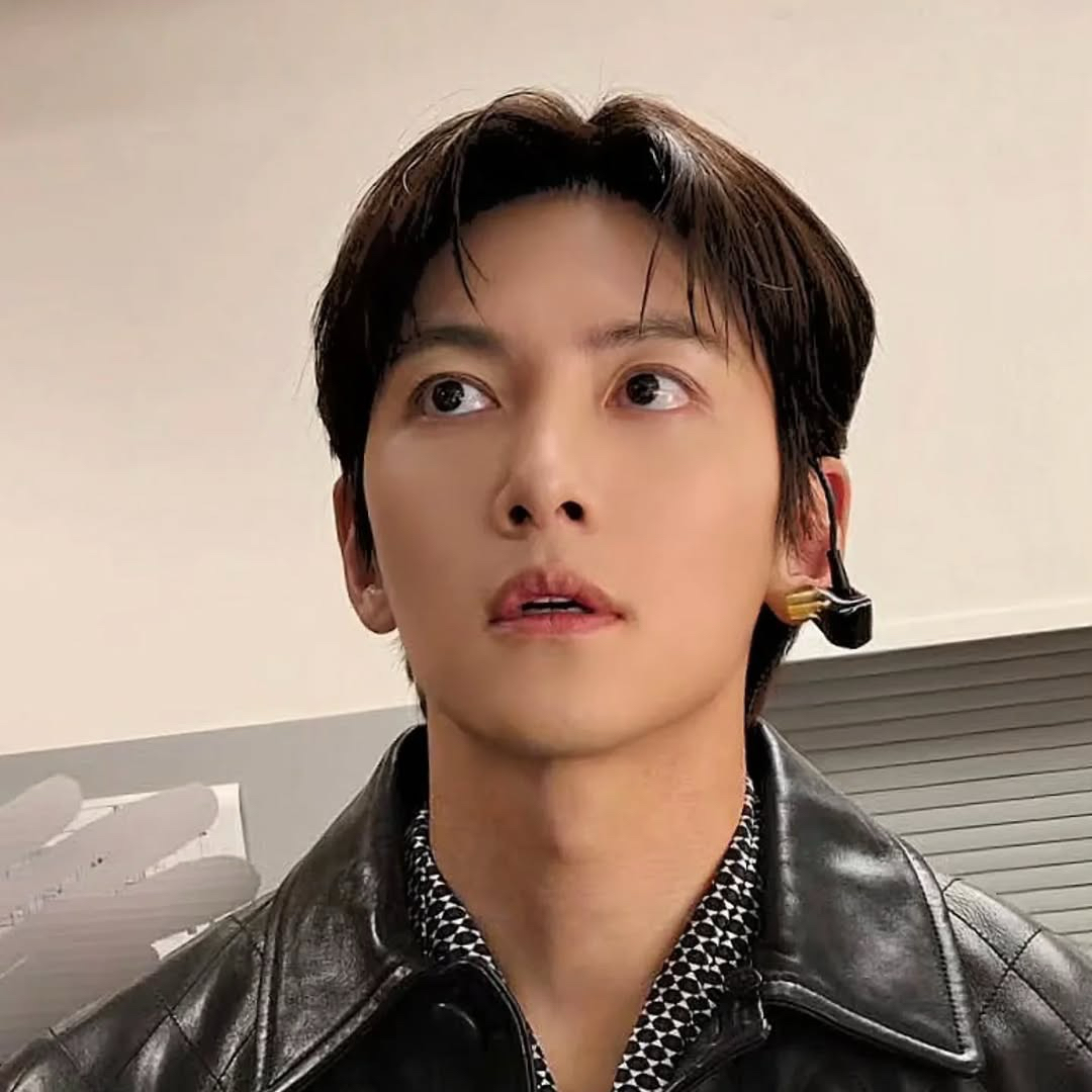 지창욱 최근 활동샷