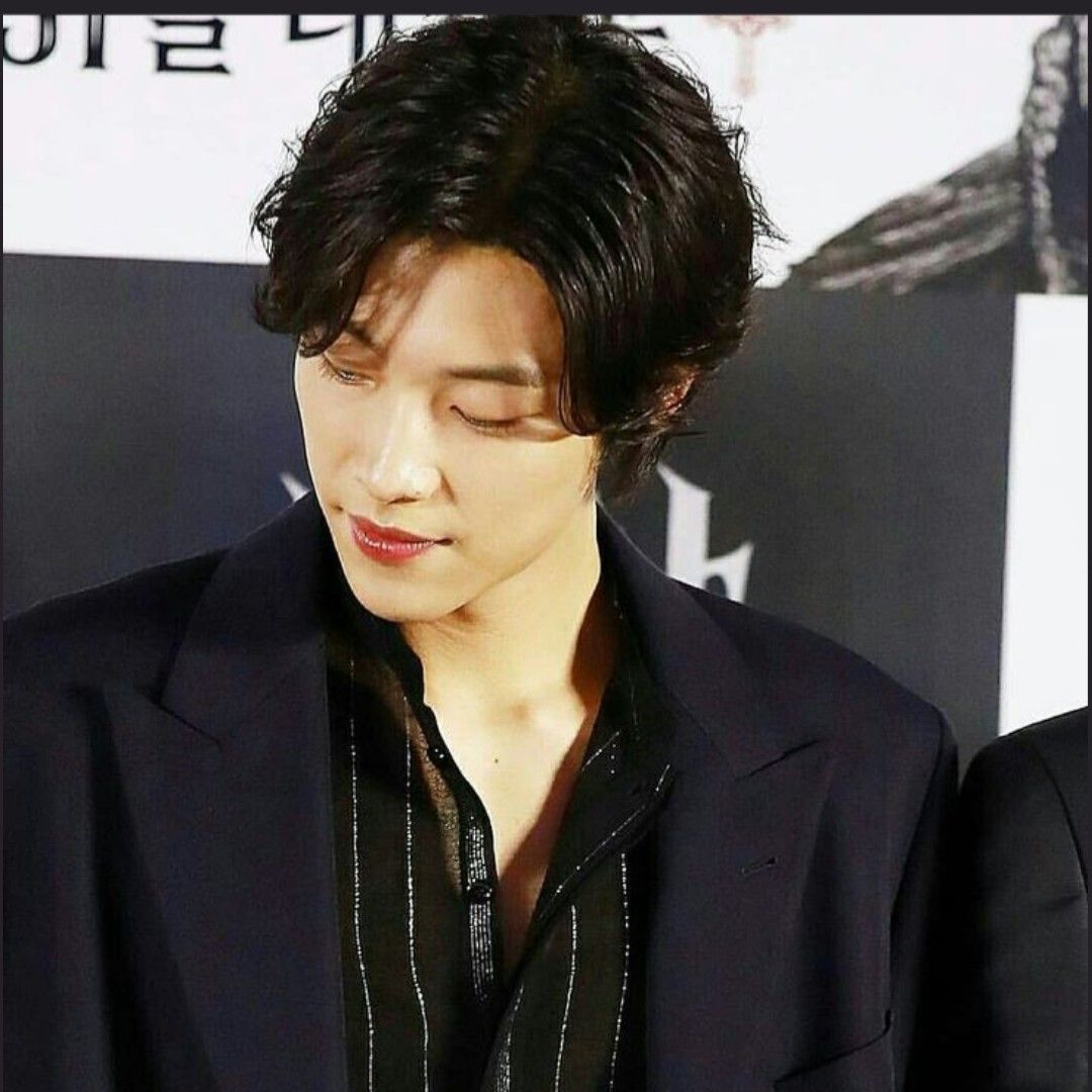 Behind-the-scenes cut of Woo Dohwan