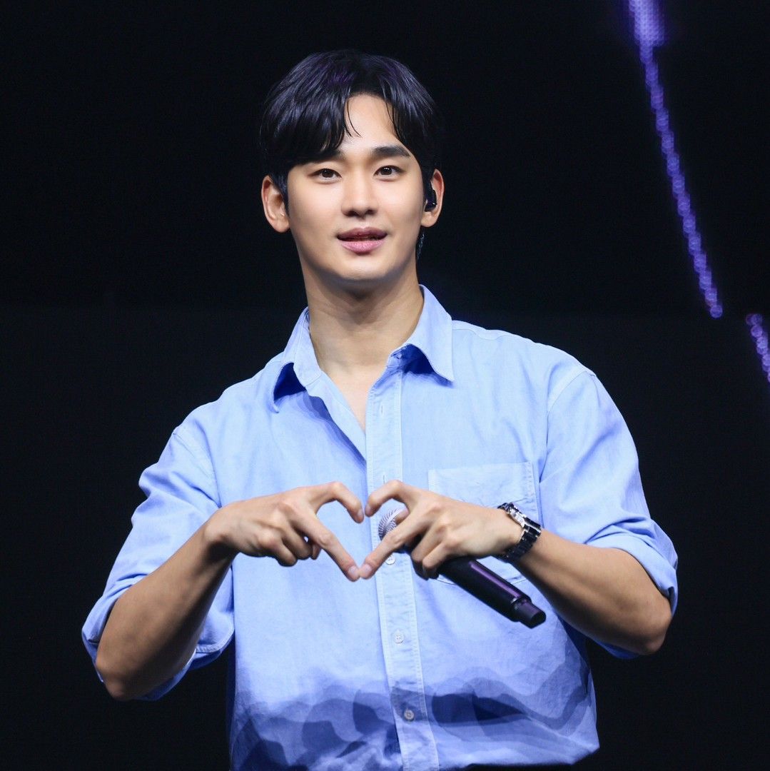 Momen yang diabadikan oleh penggemar Kim Soohyun