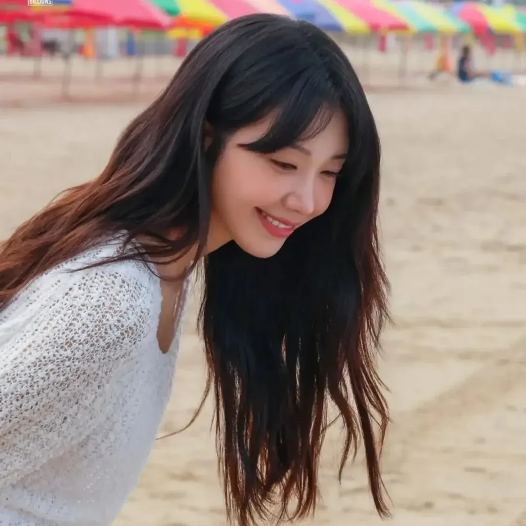 Foto kegiatan terbaru dari Jung Eunji