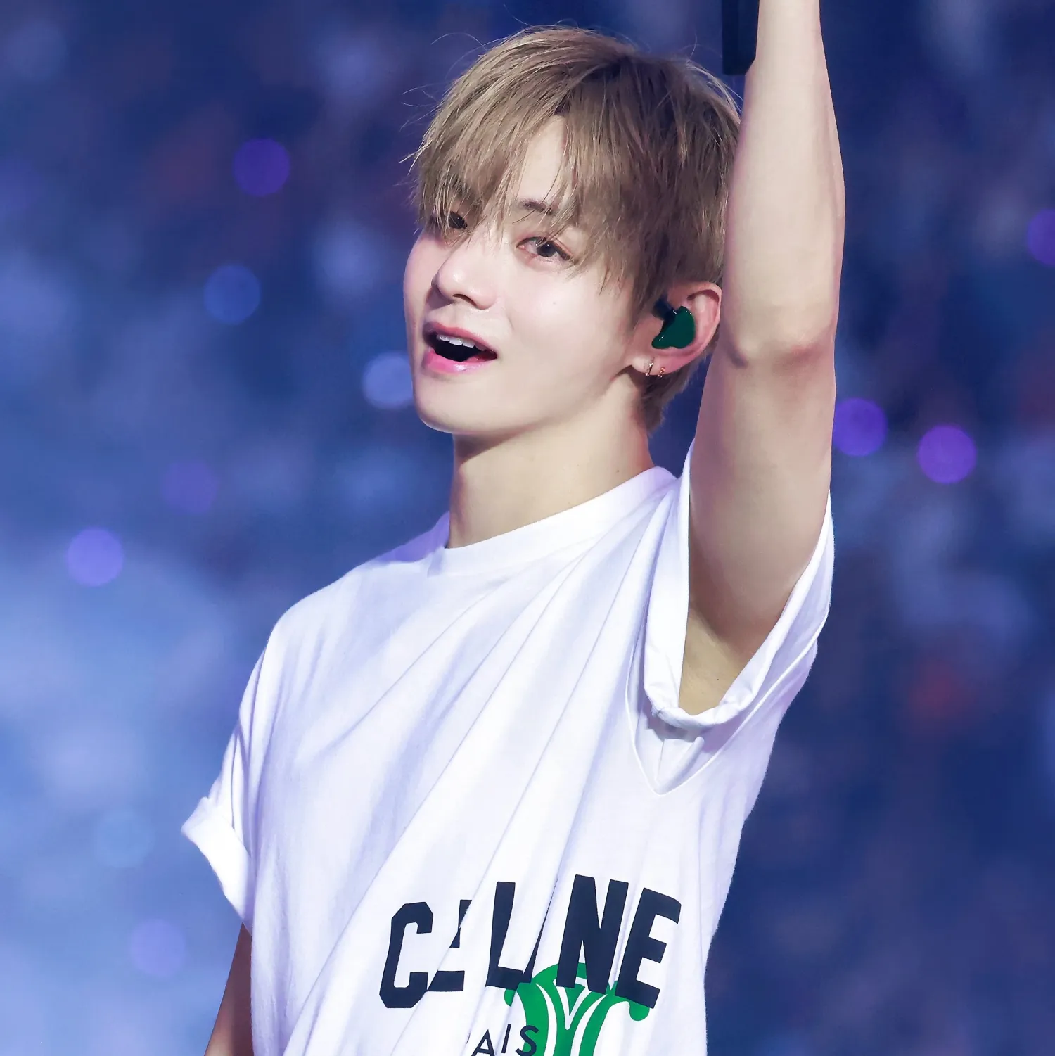A moment captured by a fan of Kim Taehyung (V)