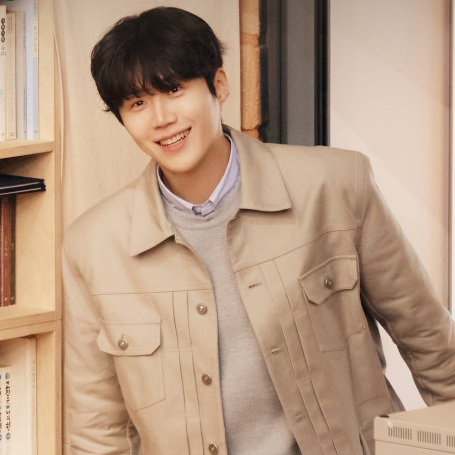 Behind-the-scenes cut of Kim Seonho