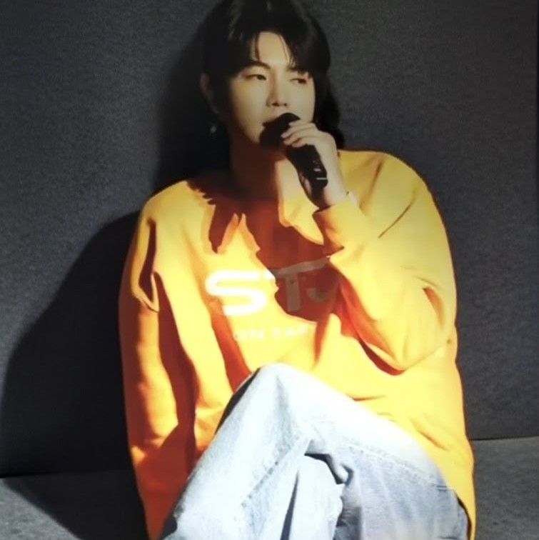 Recent activity shot of Son Taejin