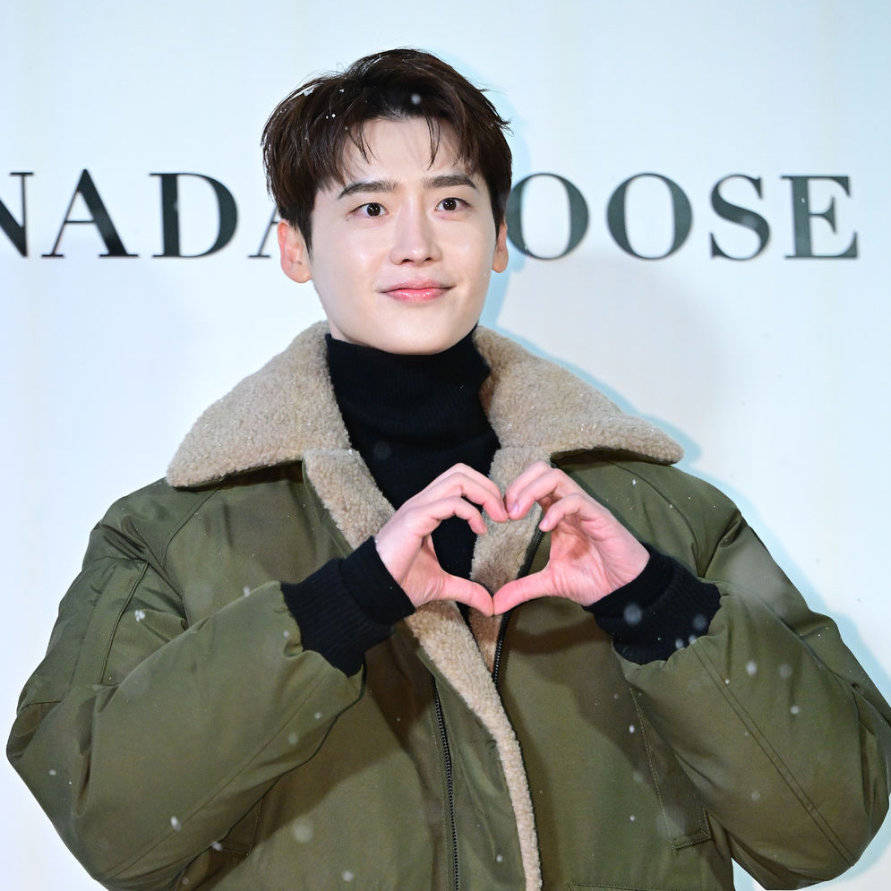 李鍾碩的最新照片