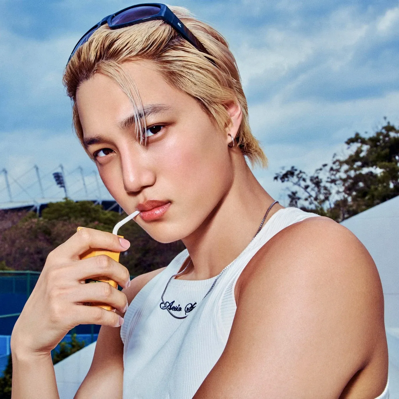 Behind-the-scenes cut of KAI