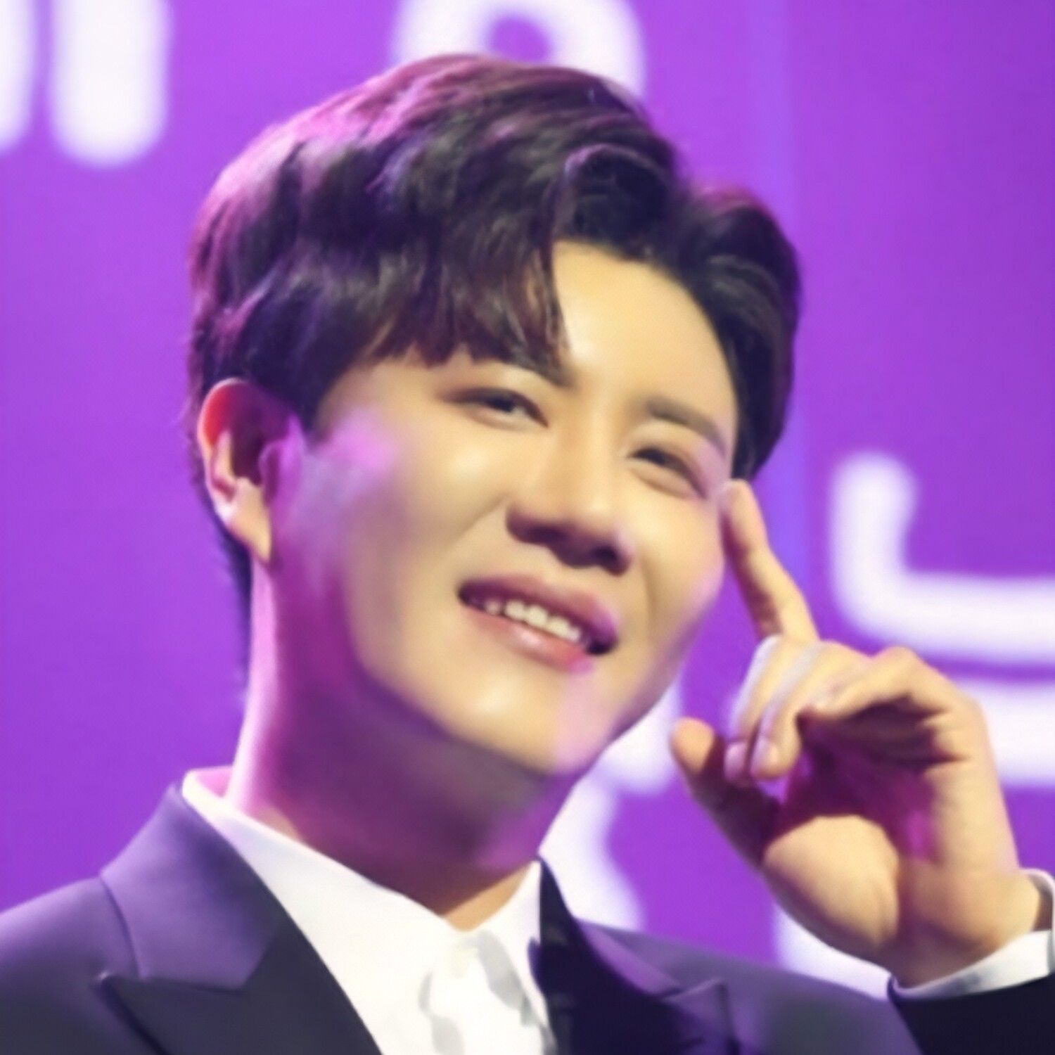 Behind-the-scenes cut of Jin Haesung