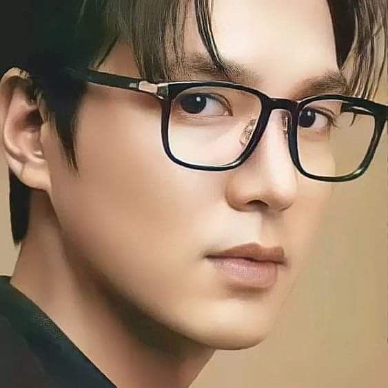 Latest photo of Lee Minho