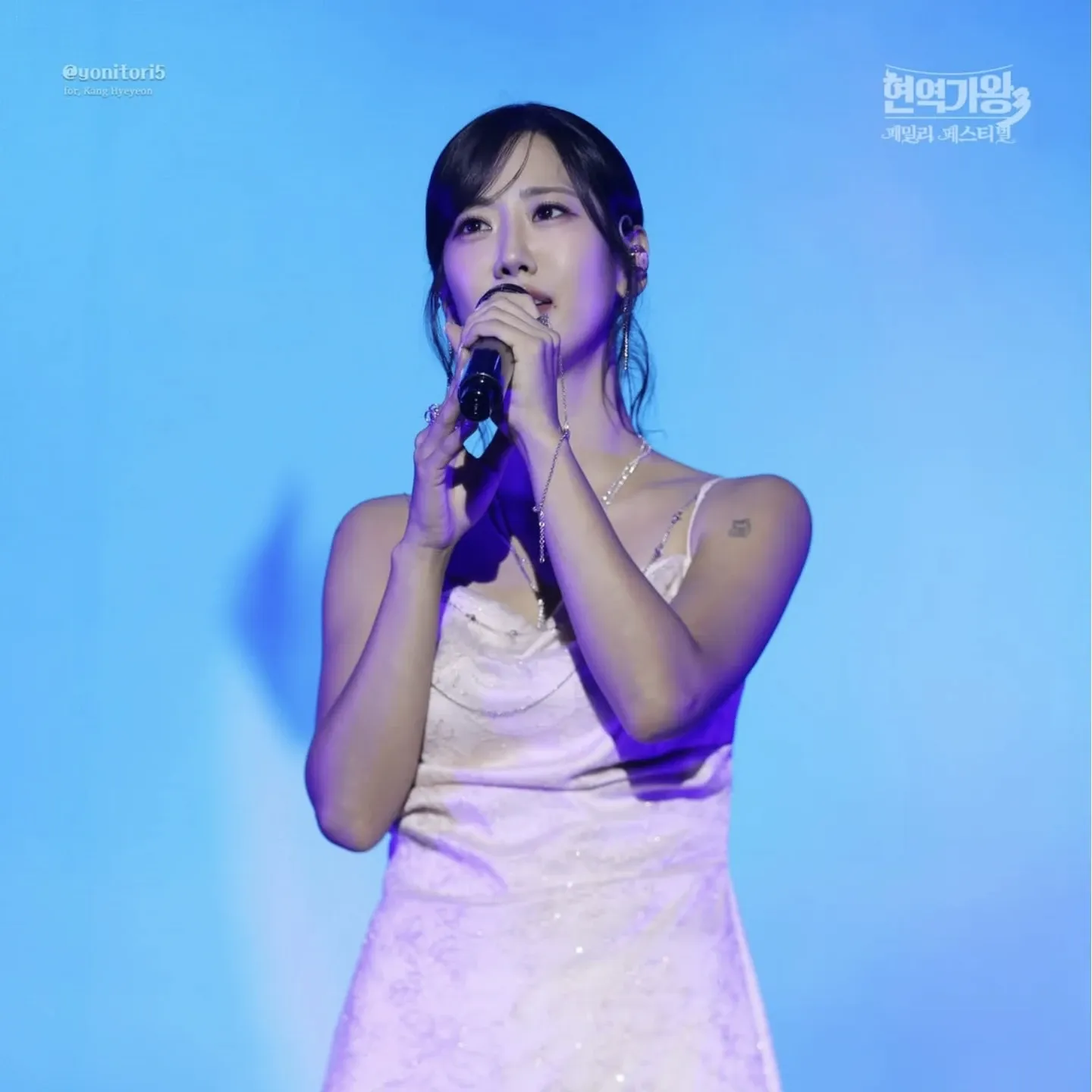 Latest photo of Kang Hyeyeon