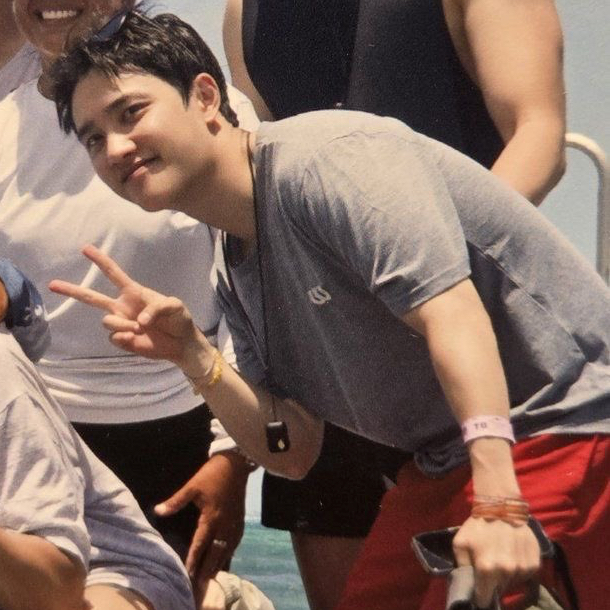 Behind-the-scenes cut of Doh Kyungsoo (D.O.)