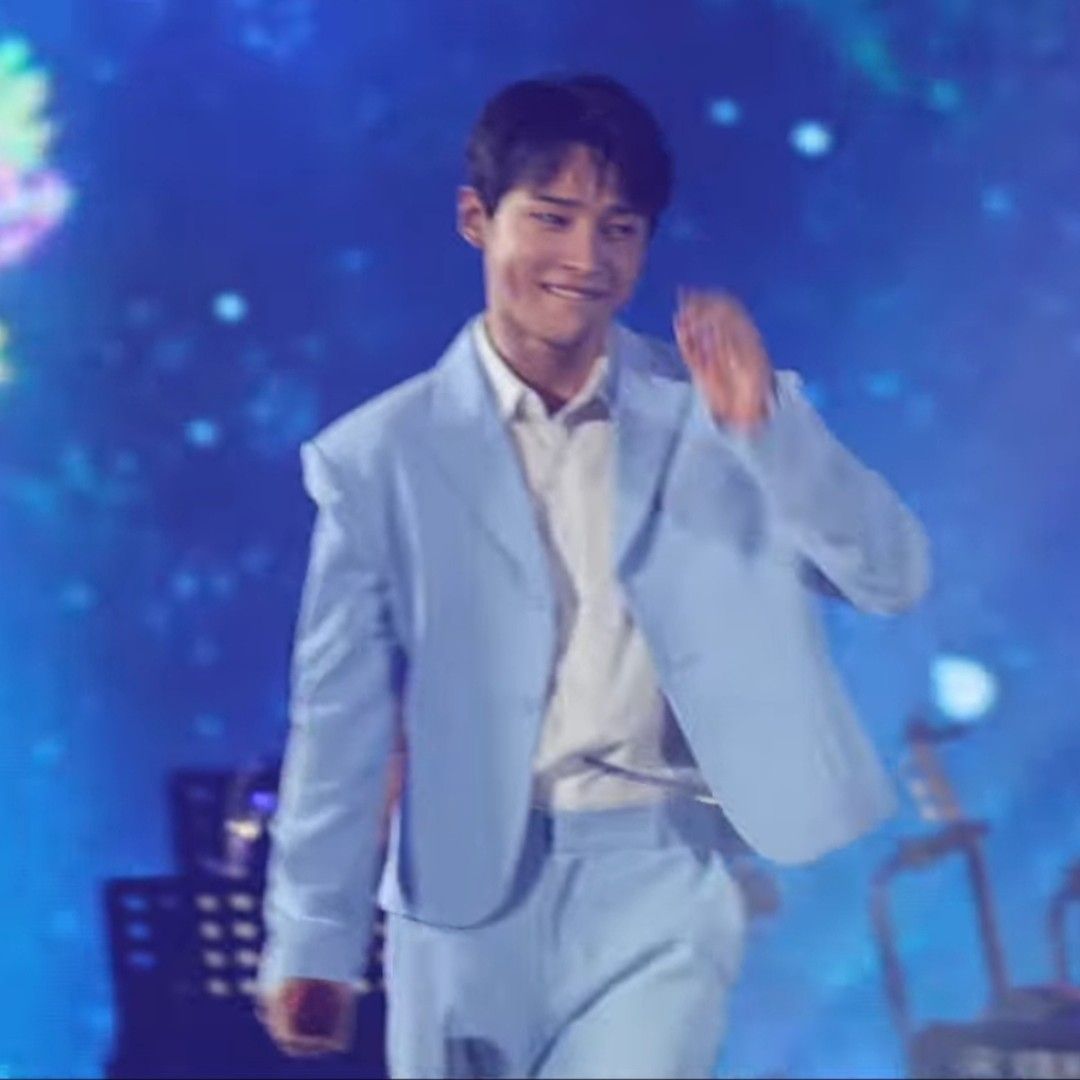 Latest photo of Seong Ri