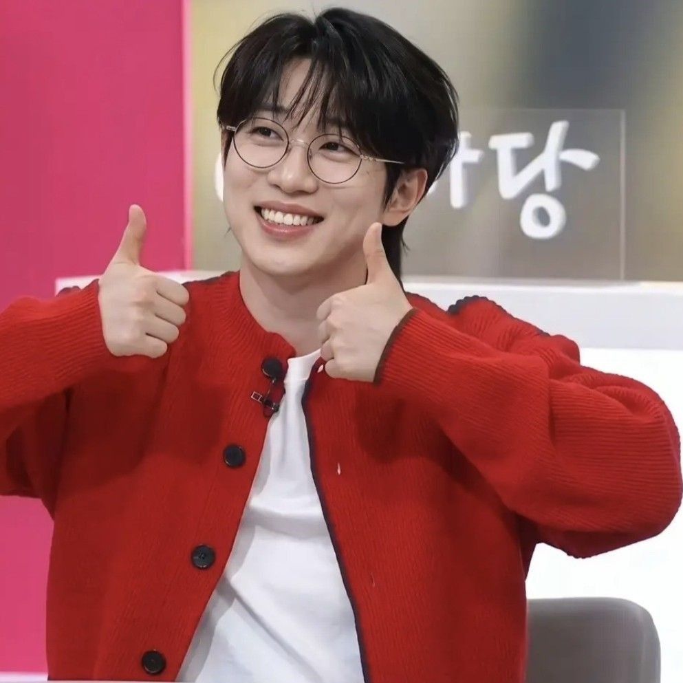 Behind-the-scenes cut of An Sunghoon