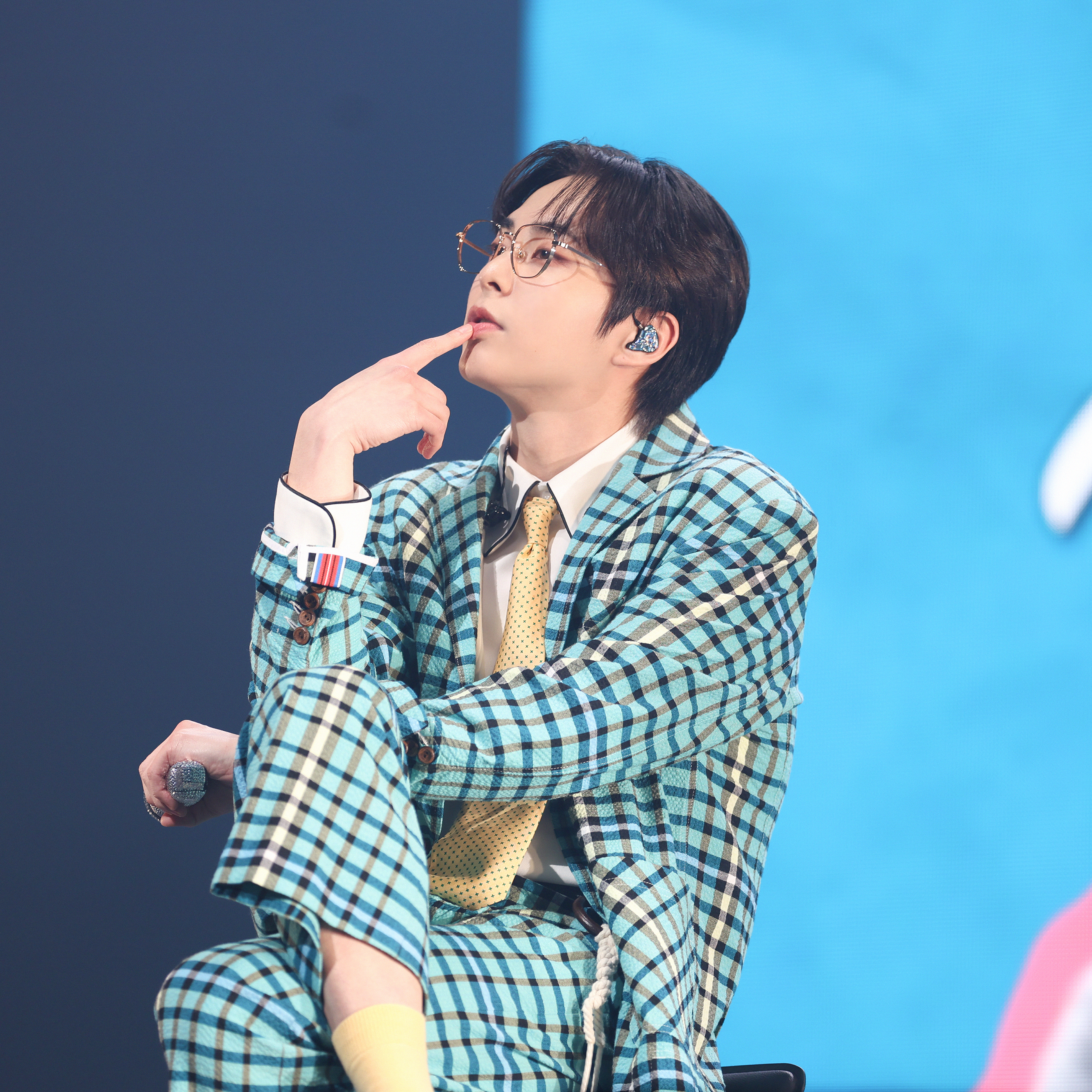 都暻秀 (D.O.)的近期活动照