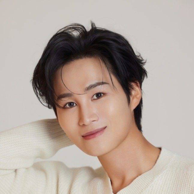 김희재 최근 활동샷