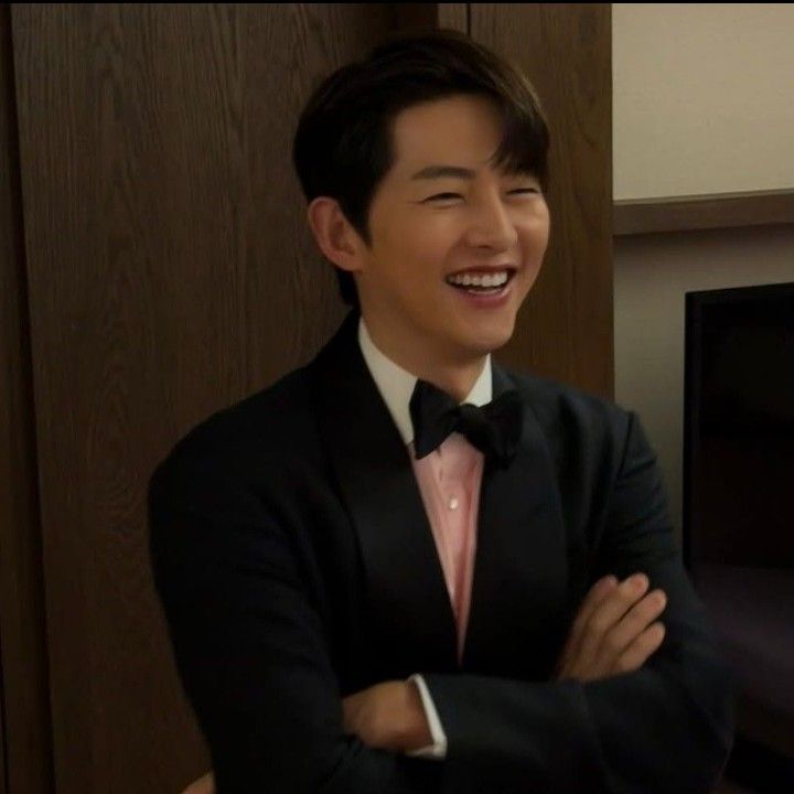 粉丝拍下的宋钟基瞬间