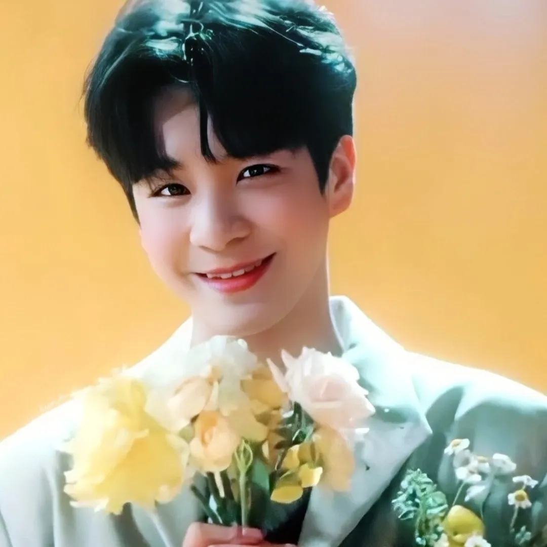 チョン・ドンウォンの最近の活動ショット