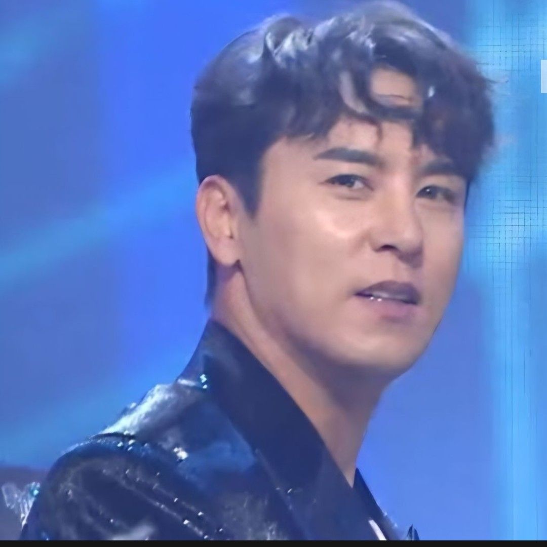 Foto kegiatan terbaru dari Jang Minho