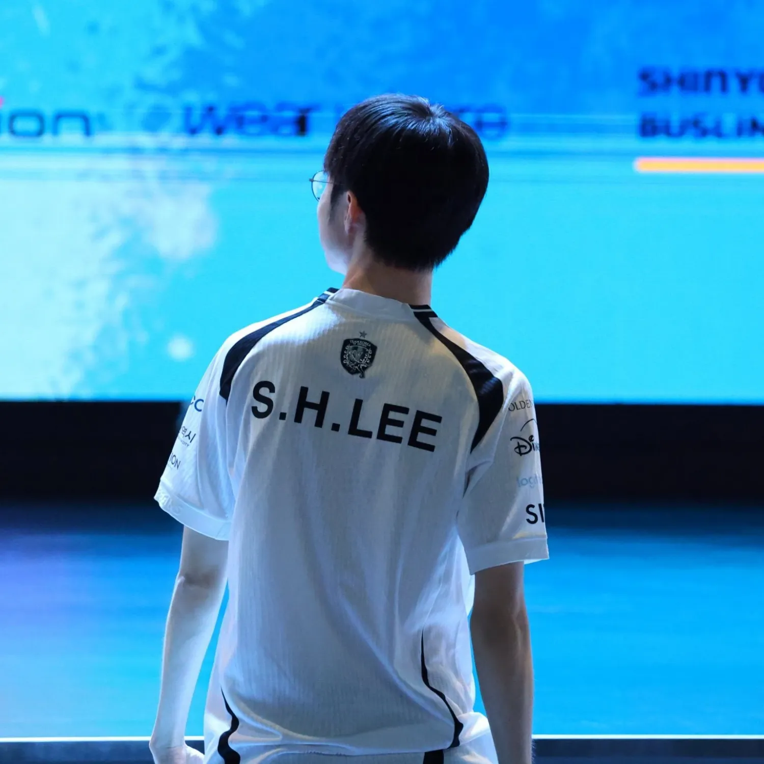 A moment captured by a fan of Faker