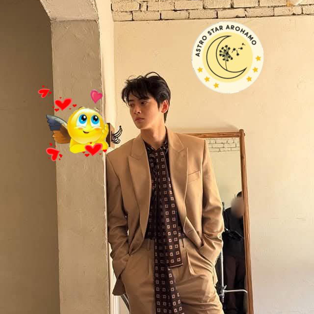 Latest photo of Cha Eunwoo