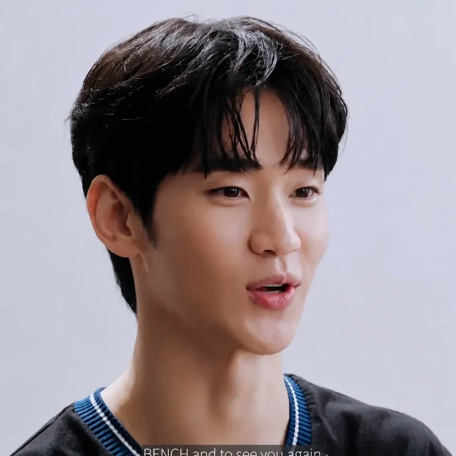 A moment captured by a fan of Kim Soohyun