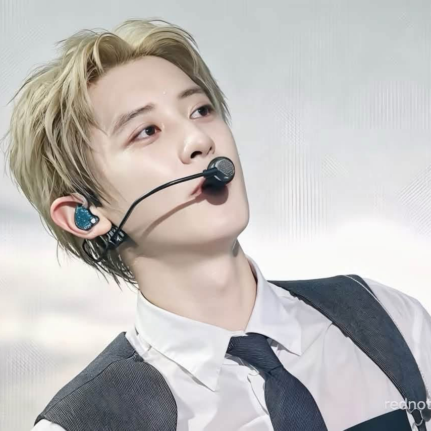 Latest photo of Chanyeol