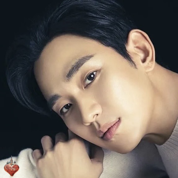 Behind-the-scenes cut of Kim Soohyun