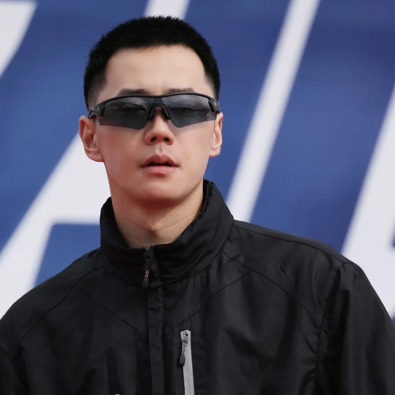 Behind-the-scenes cut of Lee Junyoung