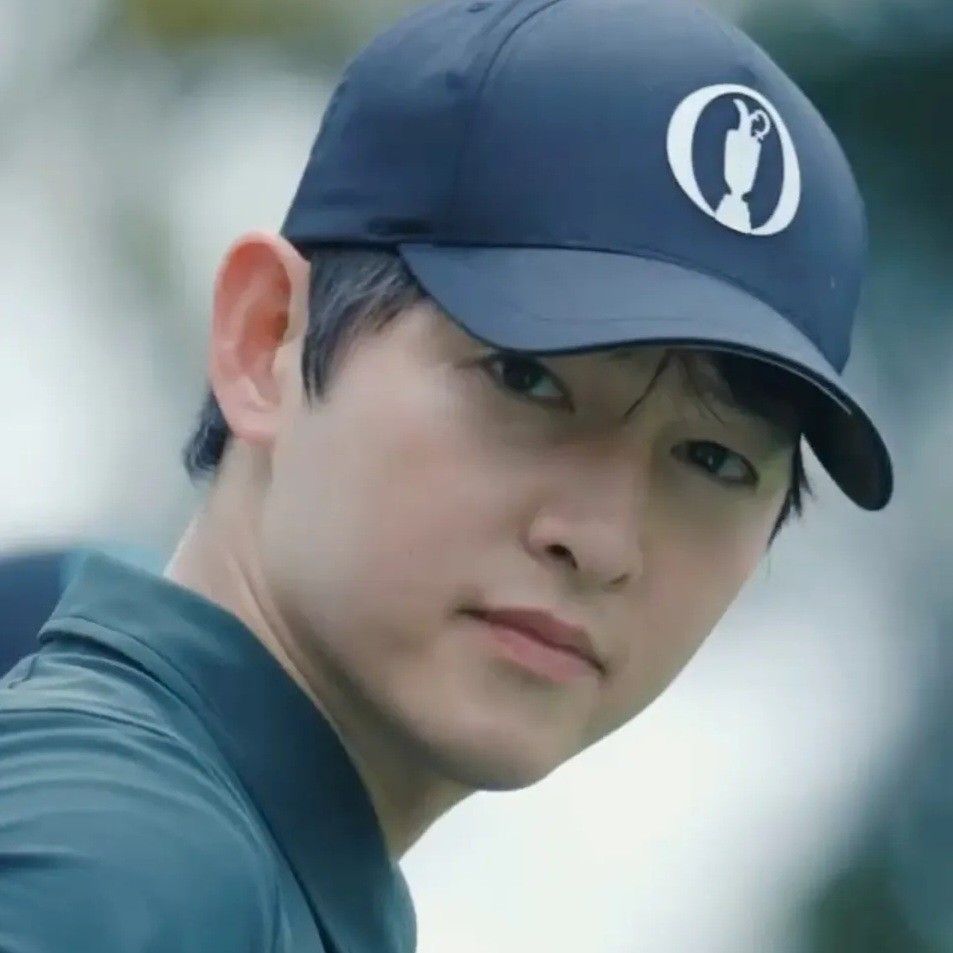 Latest photo of Song Joongki