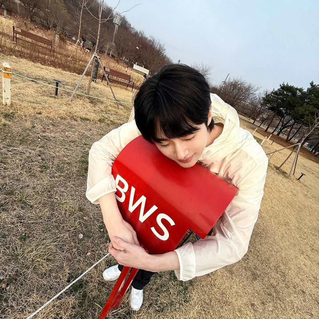 변우석 최근 활동샷