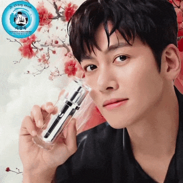 지창욱 최근 활동샷