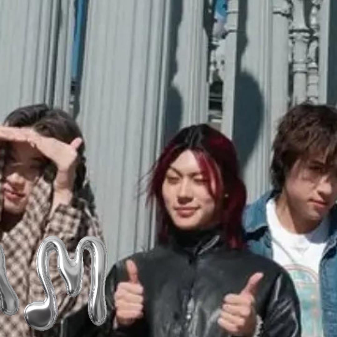 Konten selebriti populer yang sedang hangat di komunitas