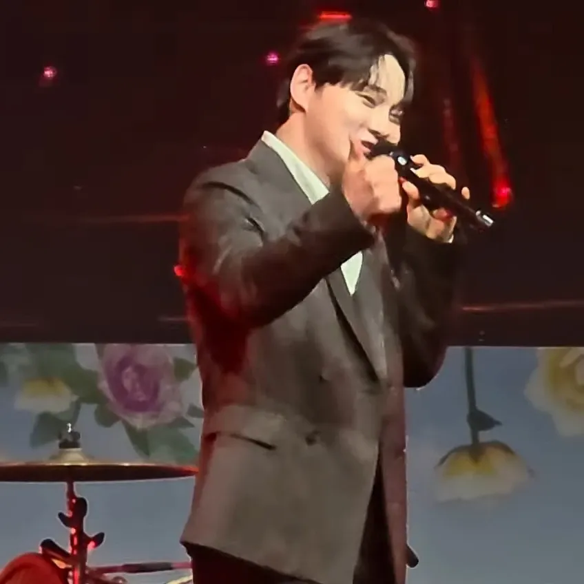 Recent activity shot of Park Seojin