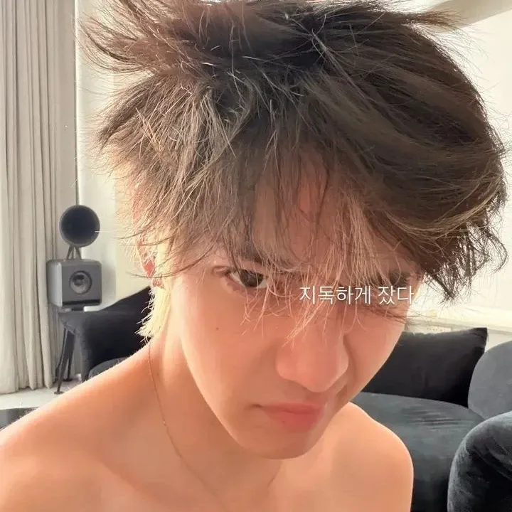 Behind-the-scenes cut of Kim Taehyung (V)