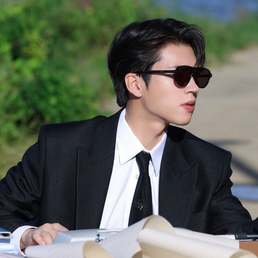 남우현의 비하인드 컷