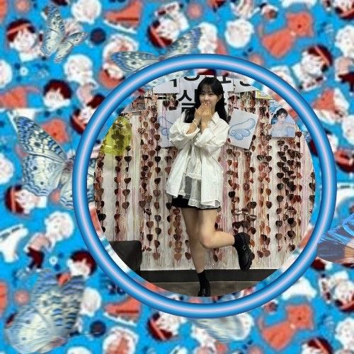 A moment captured by a fan of Park Boyoung