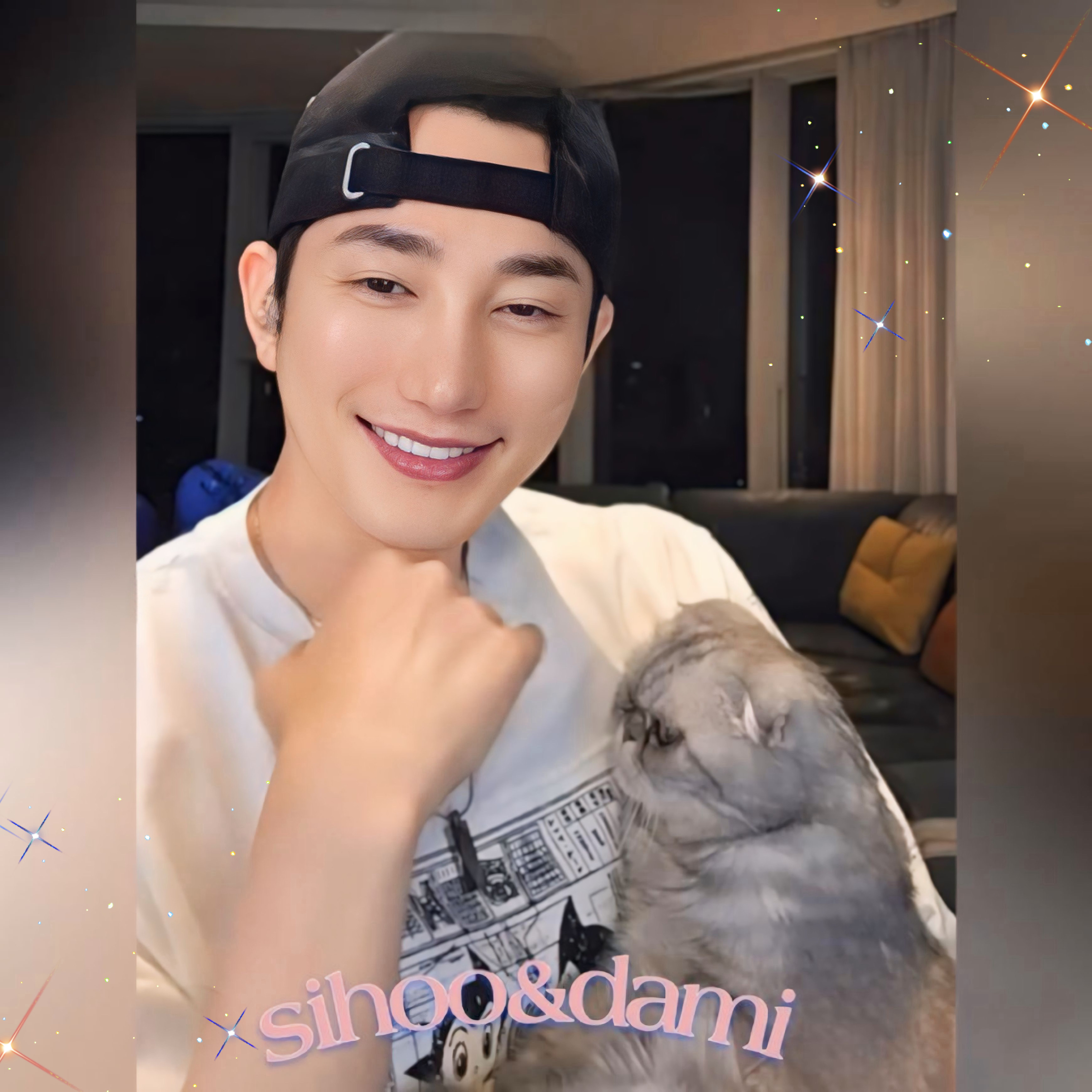 A moment captured by a fan of Park Sihoo