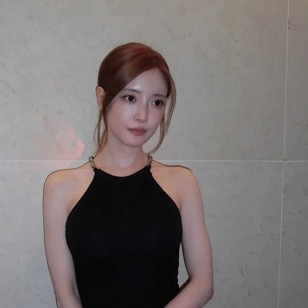 A moment captured by a fan of Lee Seyoung