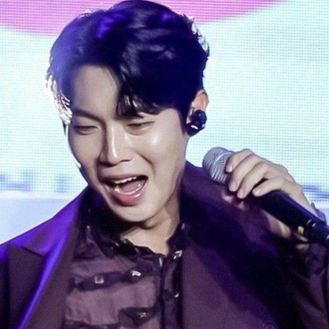 Behind-the-scenes cut of Son Taejin