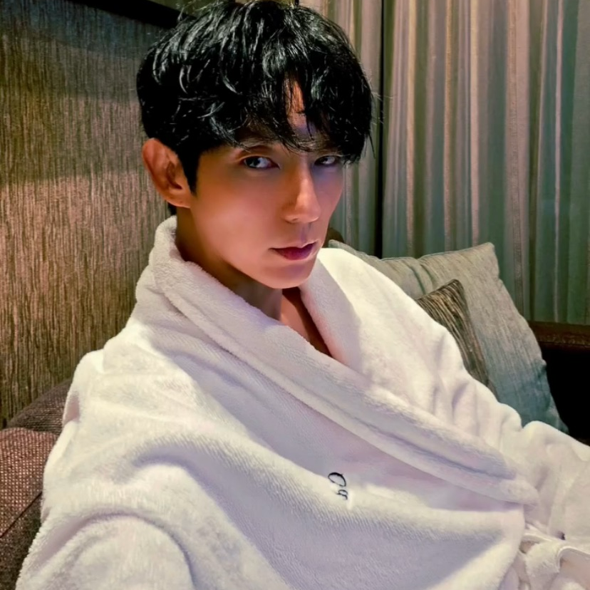 Recent activity shot of Lee Joongi