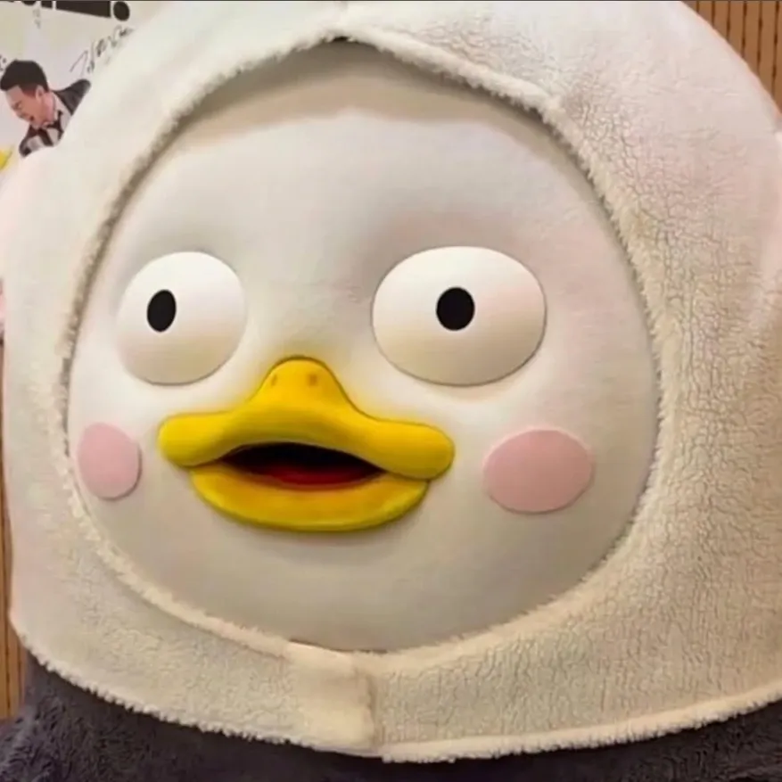 ペンスの最近の活動ショット