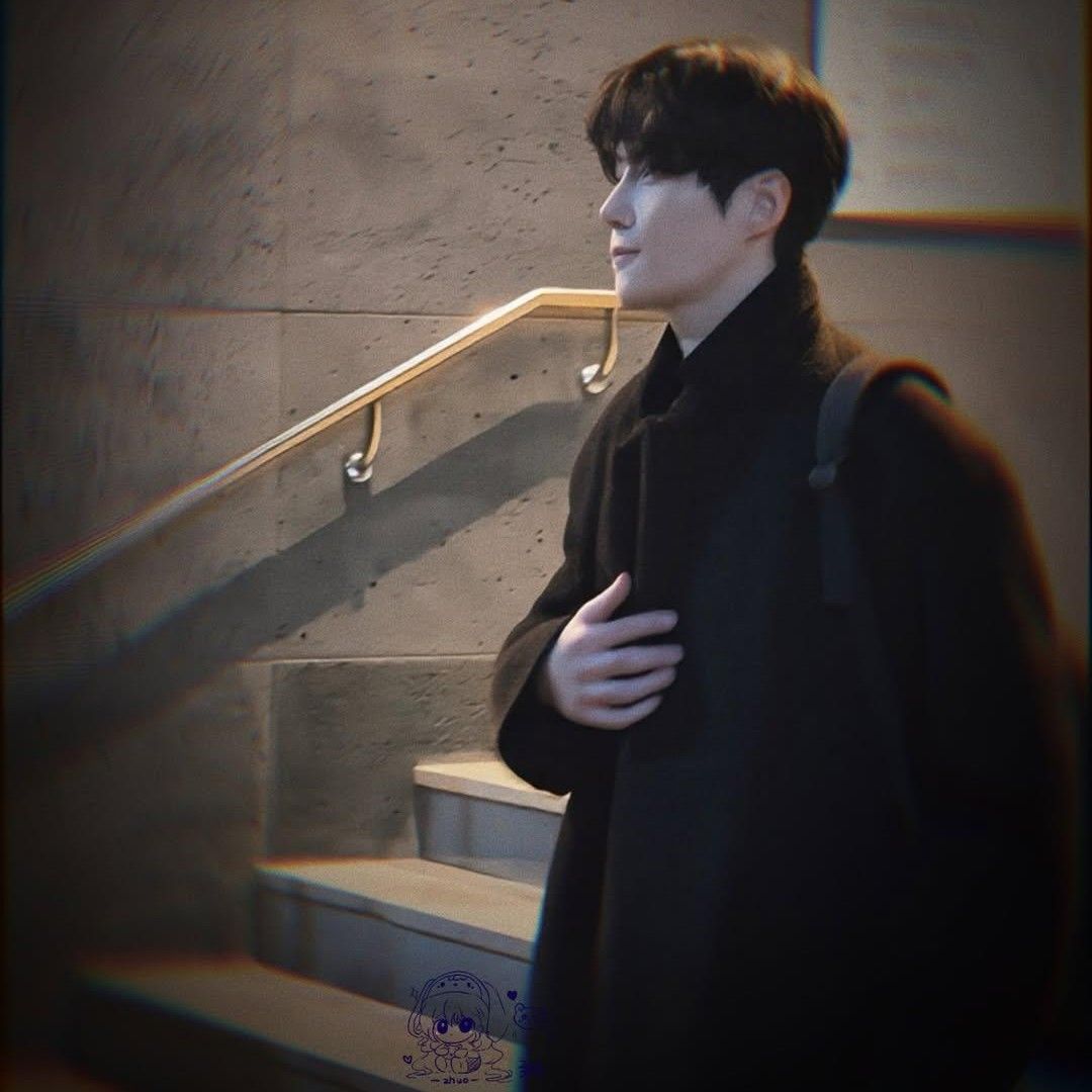 Latest photo of Kim Seonho