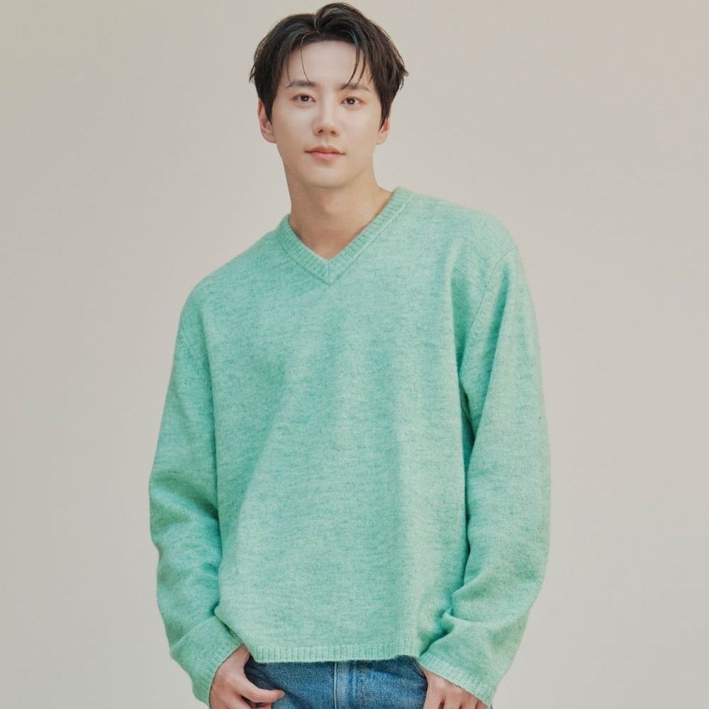 Recent activity shot of Lee Junyoung