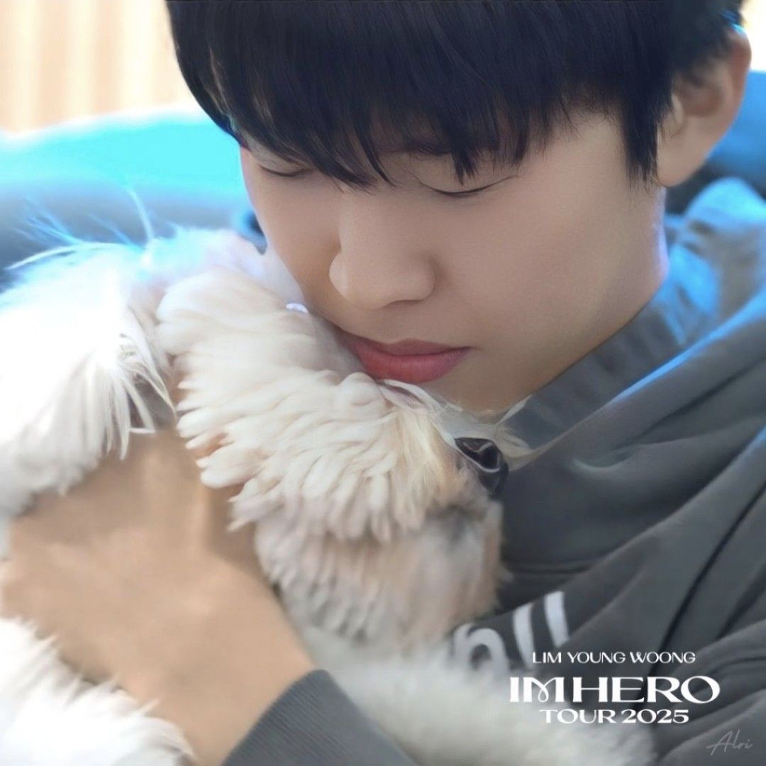 Behind-the-scenes cut of Lim Youngwoong