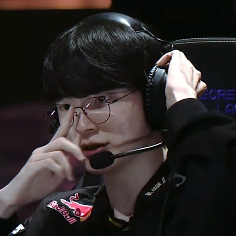 Behind-the-scenes cut of Faker