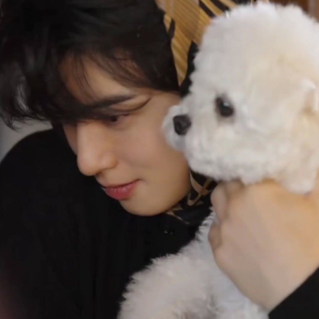 粉丝拍下的车银优瞬间