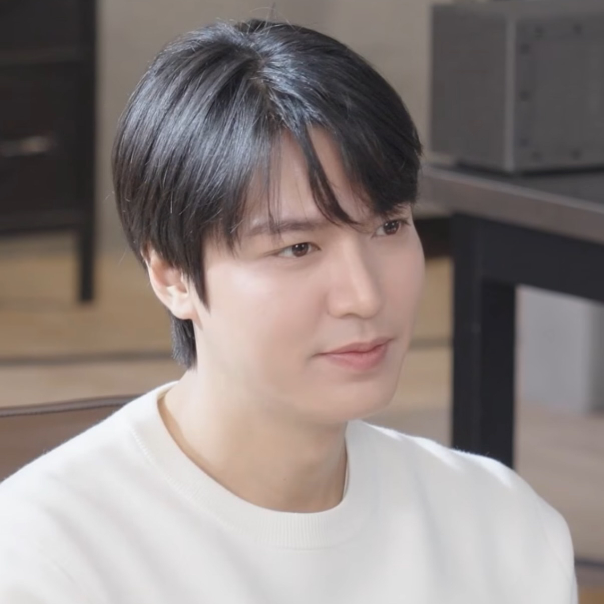 Behind-the-scenes cut of Lee Minho