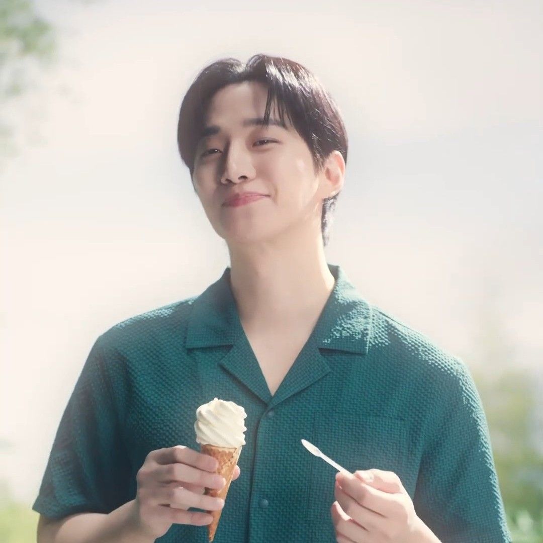 Latest photo of Lee Junho