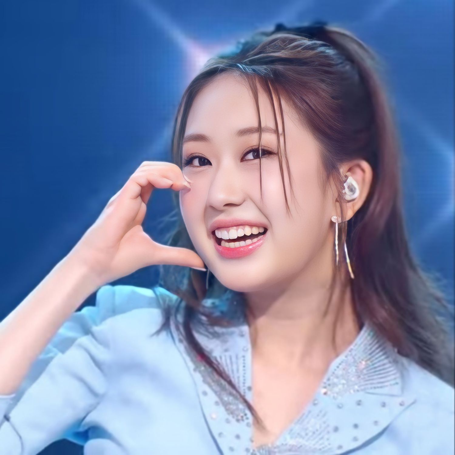 Foto kegiatan terbaru dari Jeon Yujin
