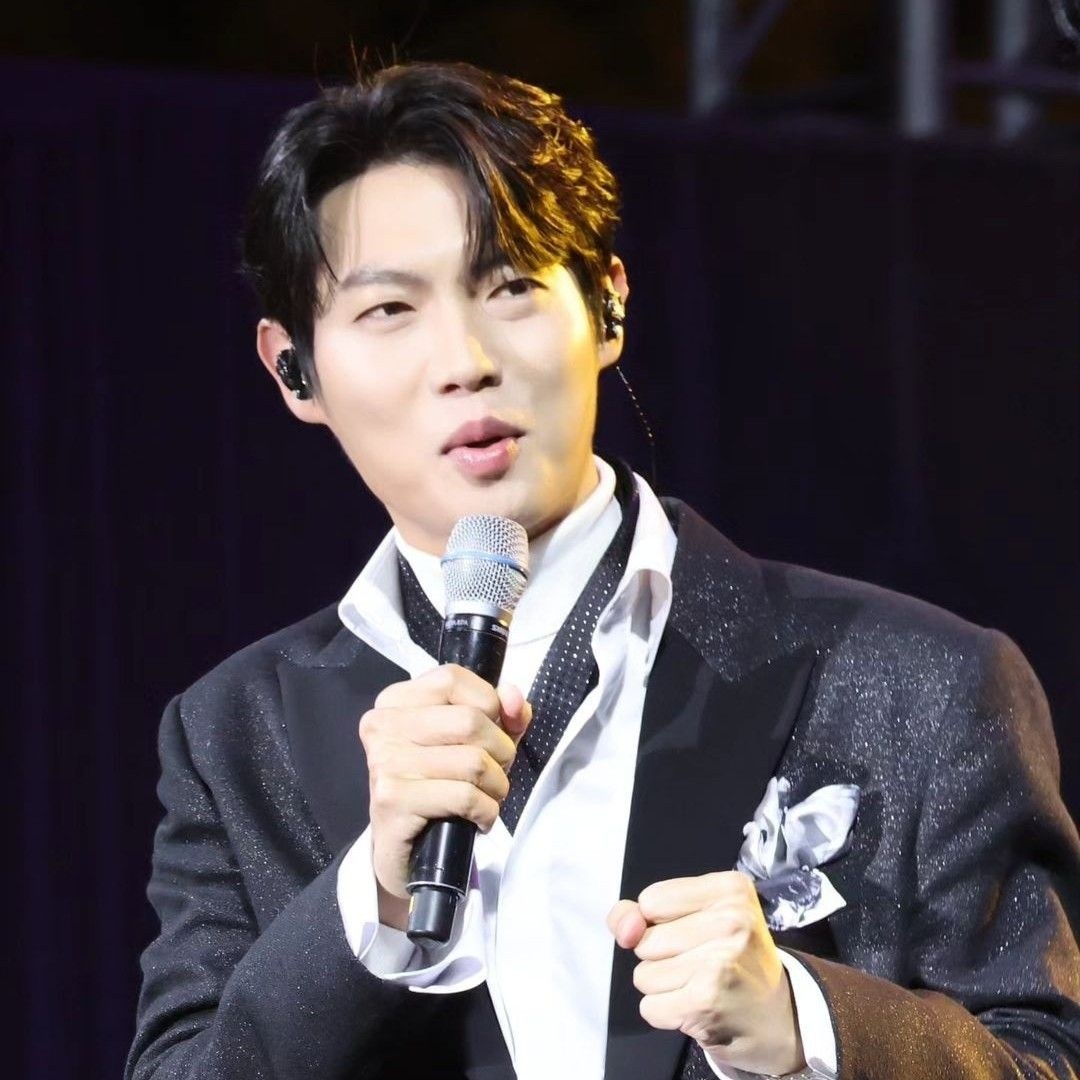 Recent activity shot of Son Taejin